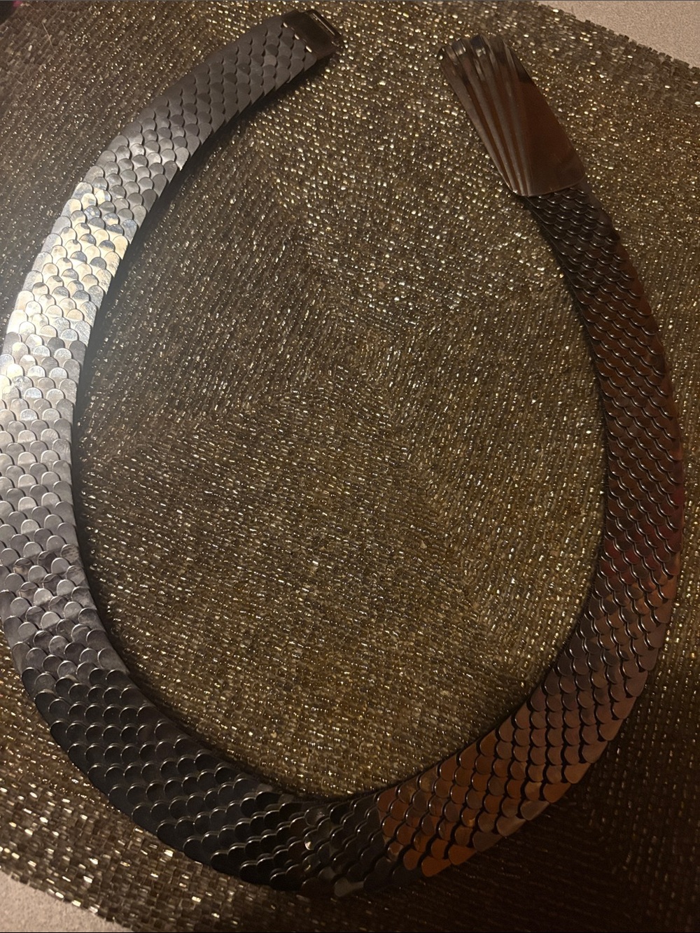 Vintage Scaled Stretch Metal Collar Belt in Silver